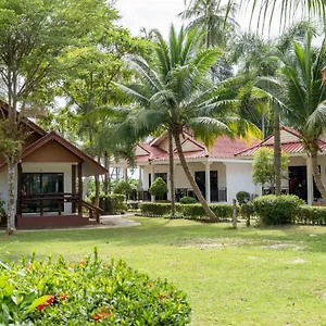 matcha-resort-and-spa.koh-lantahotels.net/