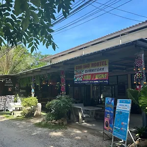 hostel-coco-beach.tophotelskohtao.com/